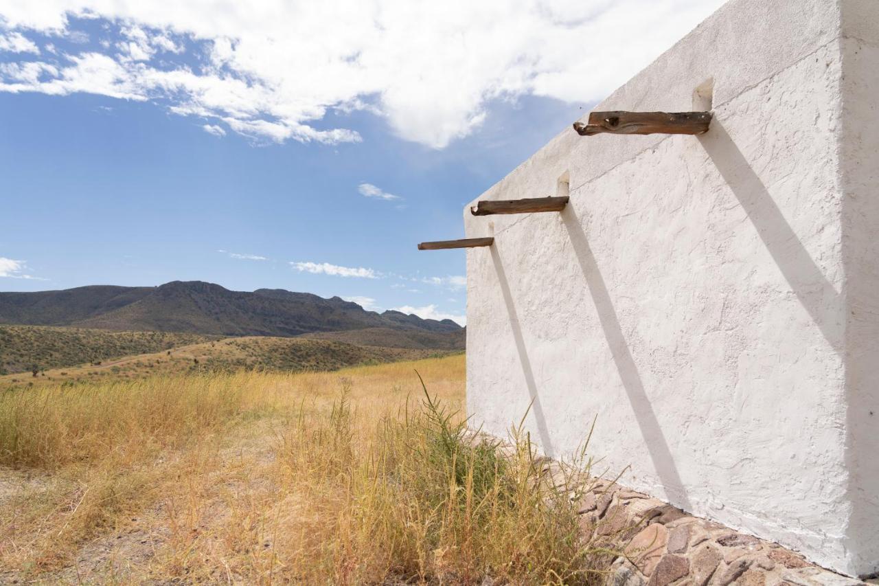 Cibolo Creek Ranch & Resort Marfa Bagian luar foto